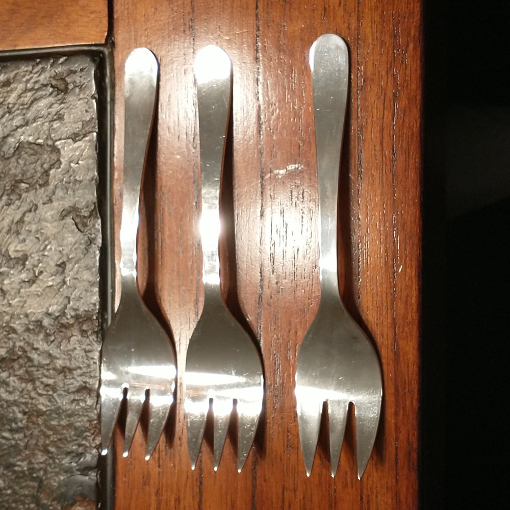 Mixed Charcuterie Serving Pieces - Picture 6 of 7